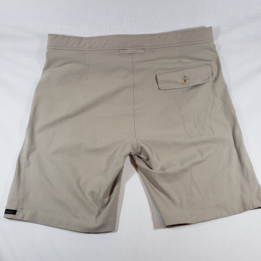 Good Man Brand Mens Shorts Size M Beige Casual Flat Front Golf - Picture 5 of 11